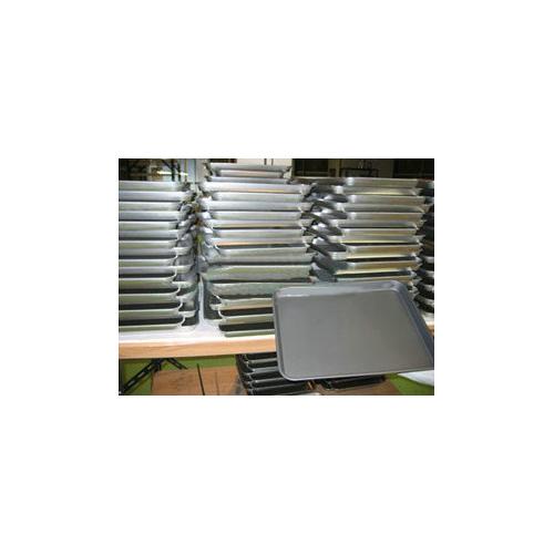 提供无毒烘烤盘四氟喷涂加工