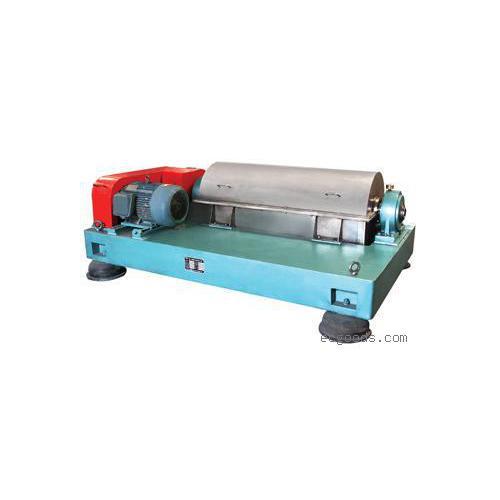 卧式螺旋卸料沉降离心机